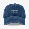 Gorra Prelavada La Perfección es aburrida
