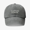 Gorra Prelavada La Perfección es aburrida