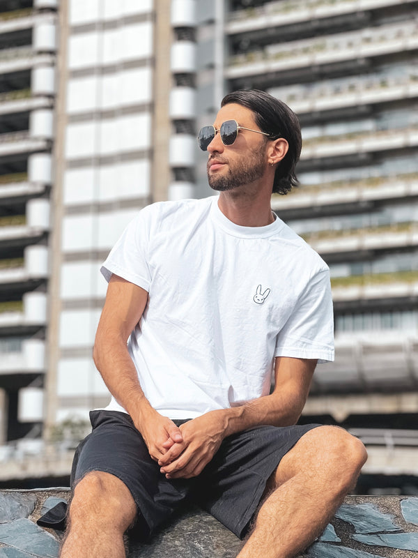 Conejo Malo Basic T-Shirt